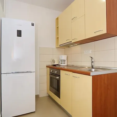 アパート Town Center ザダル