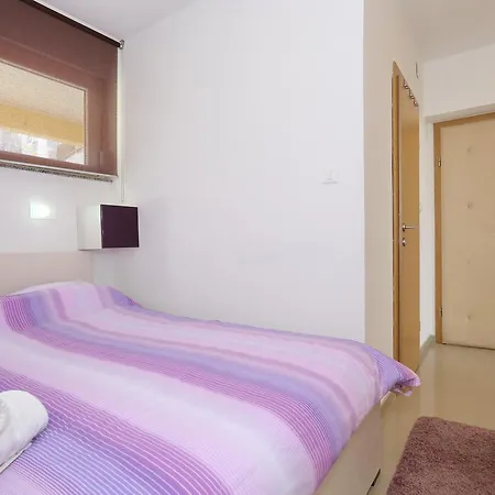 Town Center アパート ザダル