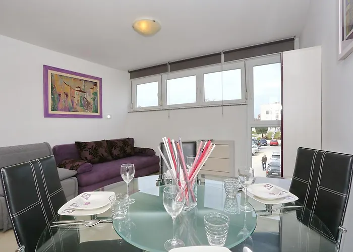 Town Center Apartamento *